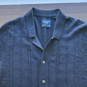 Abercrombie & Fitch Navy Blue Crochet Button Up Shirt, Like New, Men’s XS